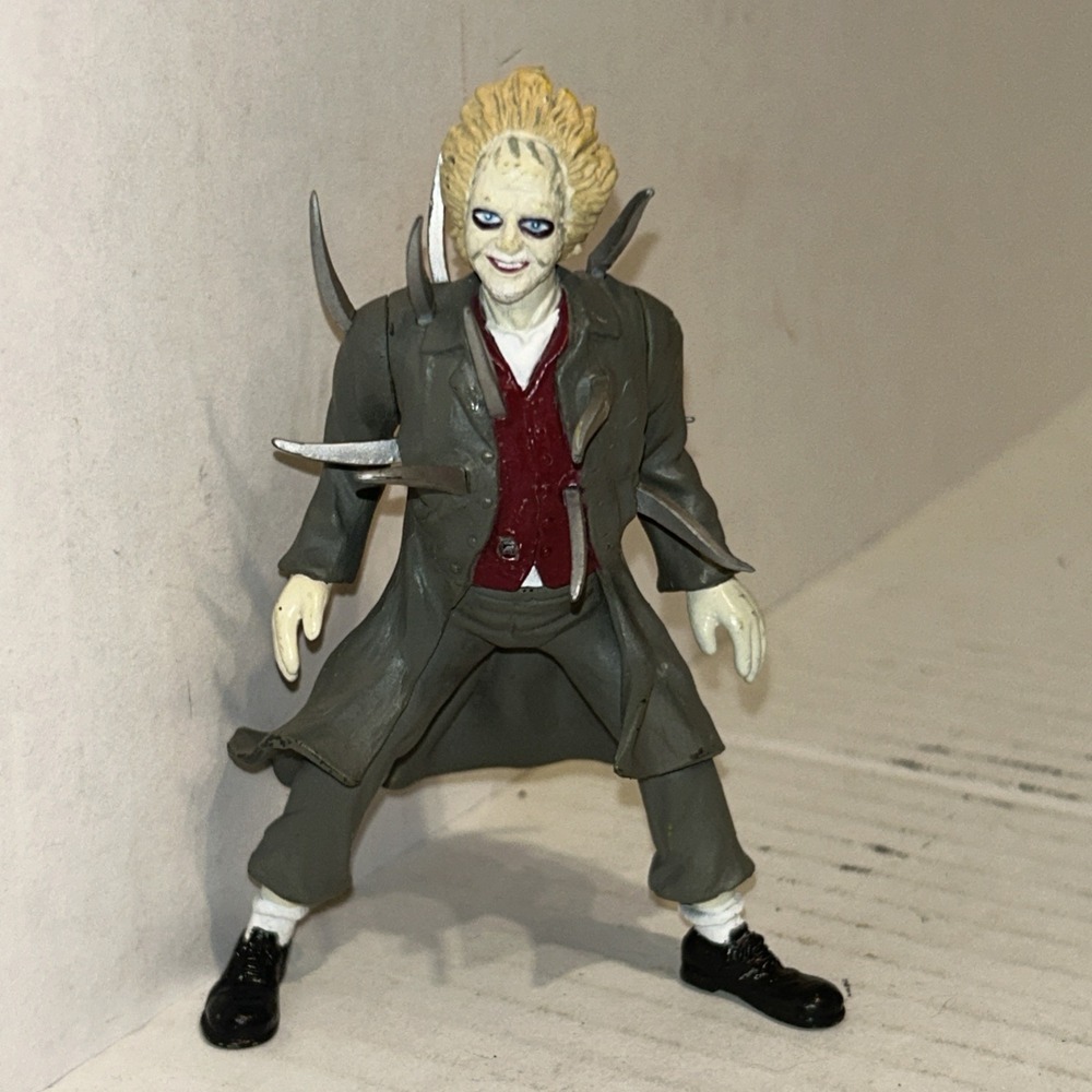 Beetlejuice NECA Figure 4" With Spikes Michael Keaton‎ Action Figure